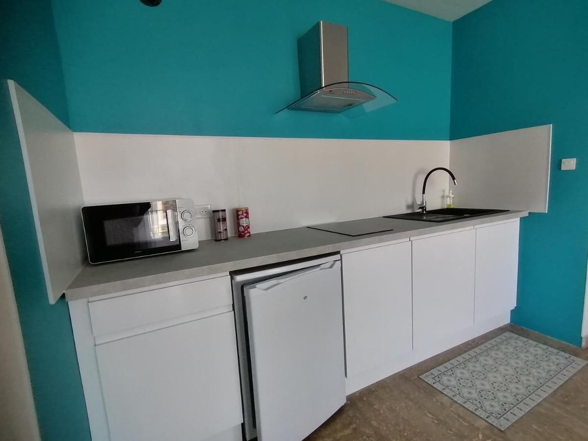 Résidence l'Emilia Hyères Extérieur photo